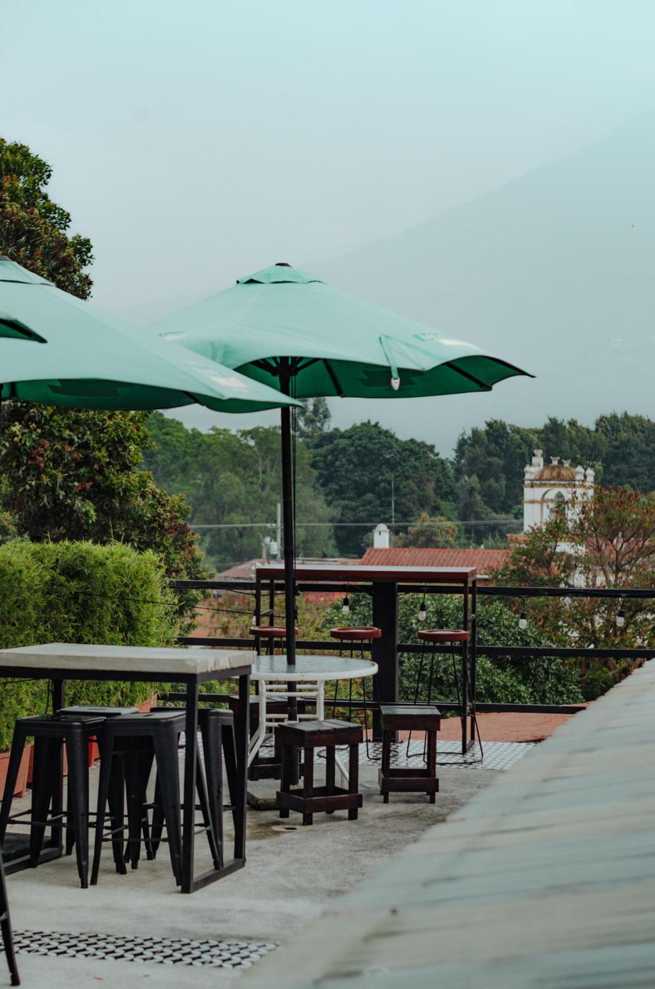 Selah & Coffee Antigua